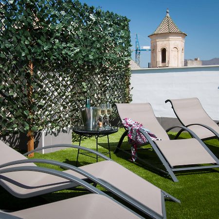 Holidays2Malaga Suites المظهر الخارجي الصورة
